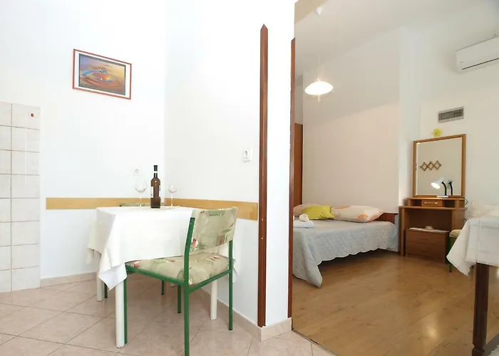 Apartman Boris 1965 Póla