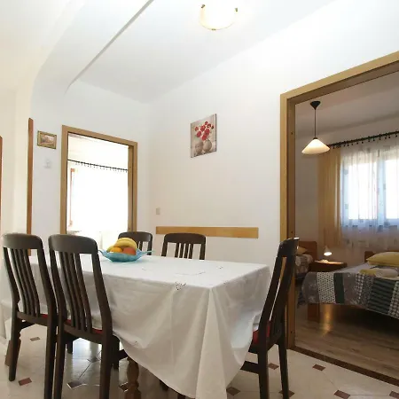 Boris 1965 * פולה