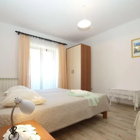 Boris 1965 * פולה