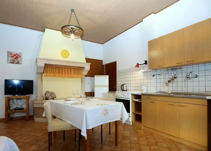 Boris 1965 * פולה